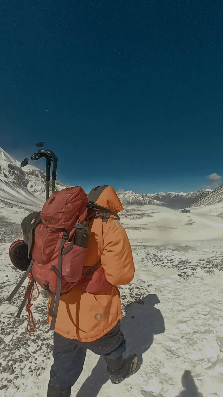 Downhill from Thorong Top